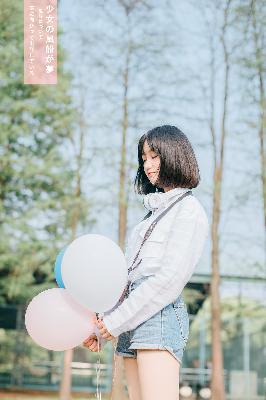 妈妈和两个姨妈一起过生日